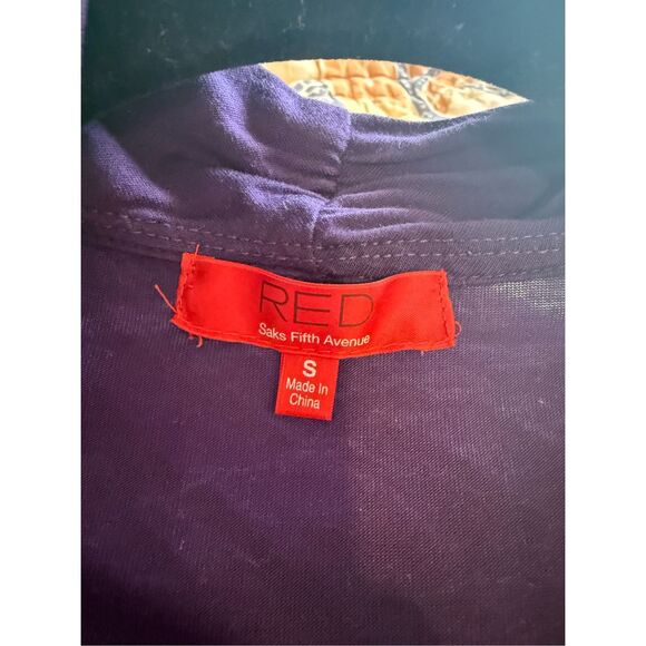 RED Saks Fifth Avenue purple drapey blouse size small - Picture 4 of 4
